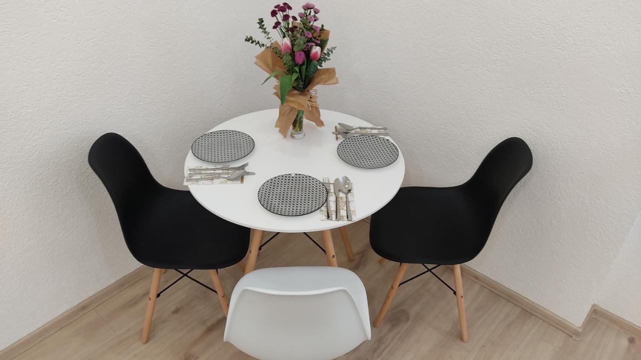 Studio Apartment - A Bit Of Joy SJJ Exteriör bild